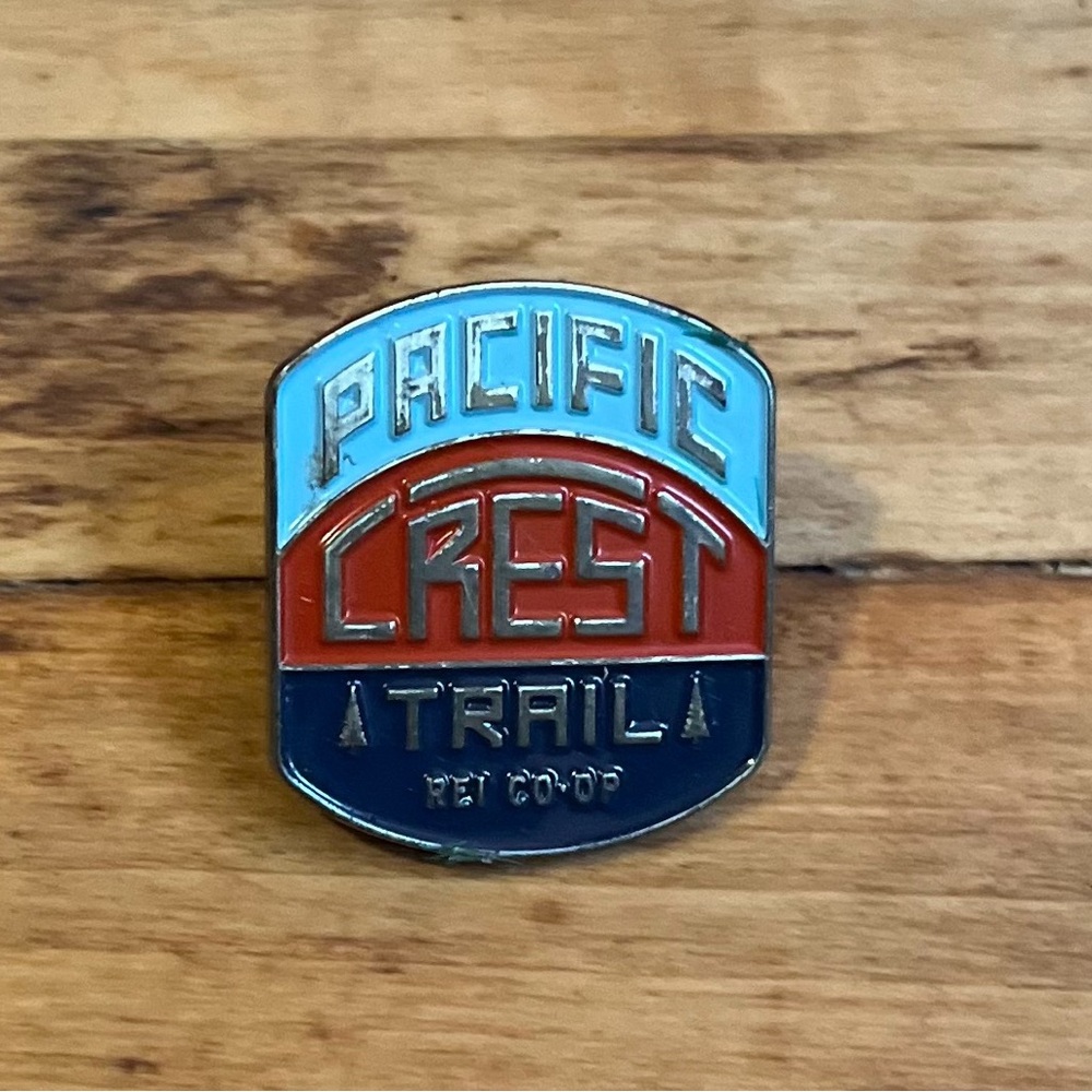 REI Co-op Pacific Crest Trail (PCT) Enamel Pin - Picture 1 of 4